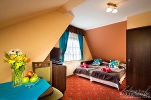 Profesjonalny Fotograf Zakopane. Zdjęcie pokoju dla gości.