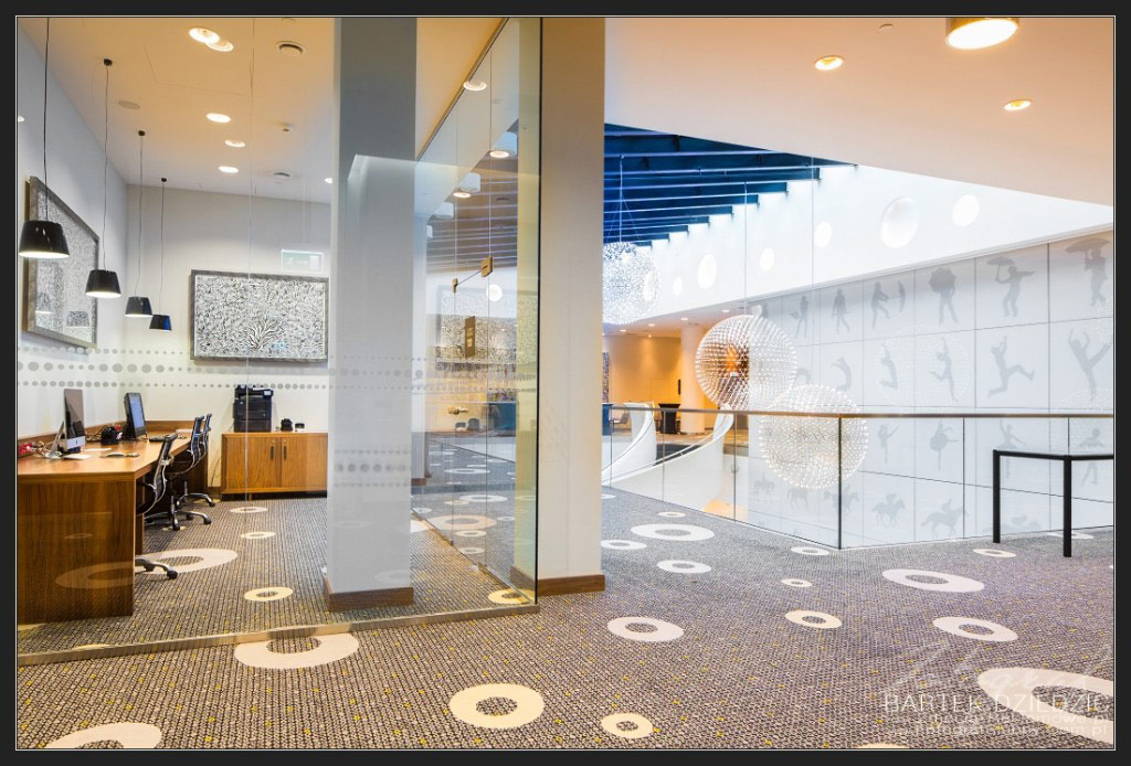 Lobby w hotelu Double tree by Hilton w Łodzi.