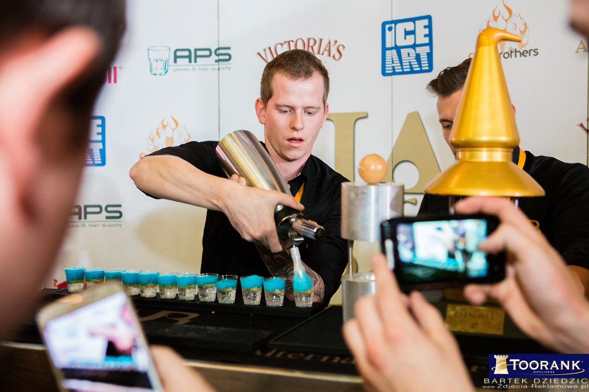 Fotograf na event kraków. Przygotowanie drinków molekularnych na eventach.